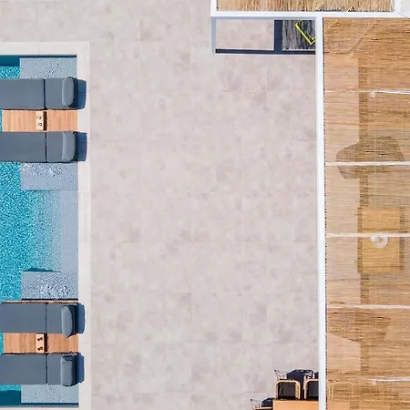 Villa Azzuro On Faragas *