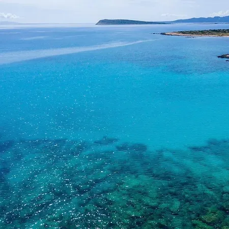 Azzuro On Faragas Villa Alikí