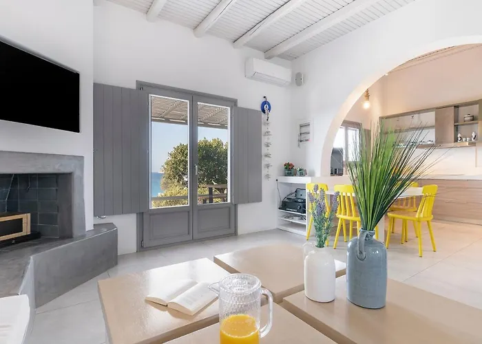 Βίλα Azzuro On Faragas *