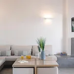 Villa Azzuro On Faragas Alikí