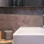 Azzuro On Faragas *