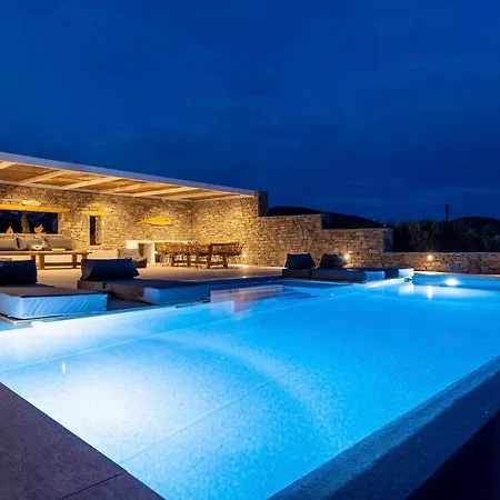Villa Villa Azzuro On Faragas Beach