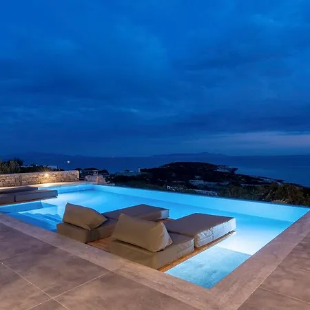 Villa Villa Azzuro On Faragas Beach Alikí